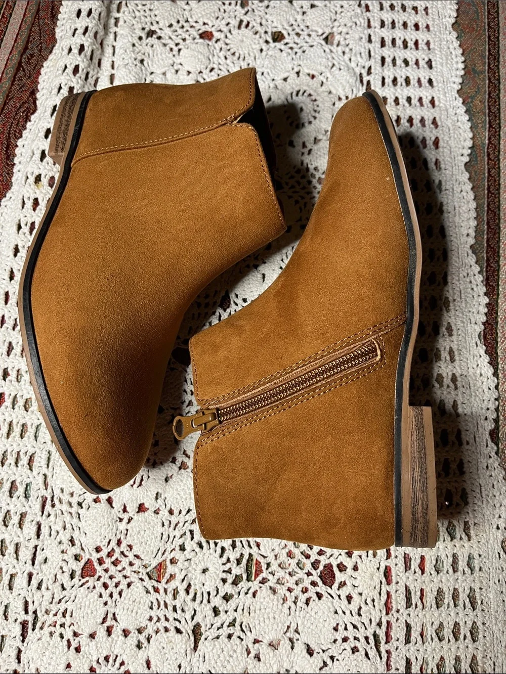 Cat & Jack vegan bootie rust suede inside zip size 3 unisex nonmaring sole